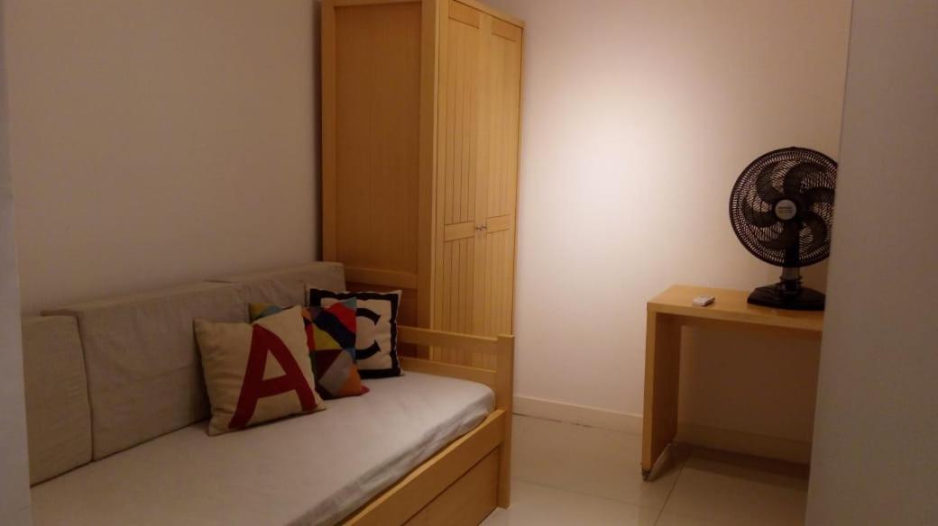 Apartamento Em Copacabana - Rua Bolivar - 2 Quartos - Excelente Localizacao Rio de Janeiro Exterior photo